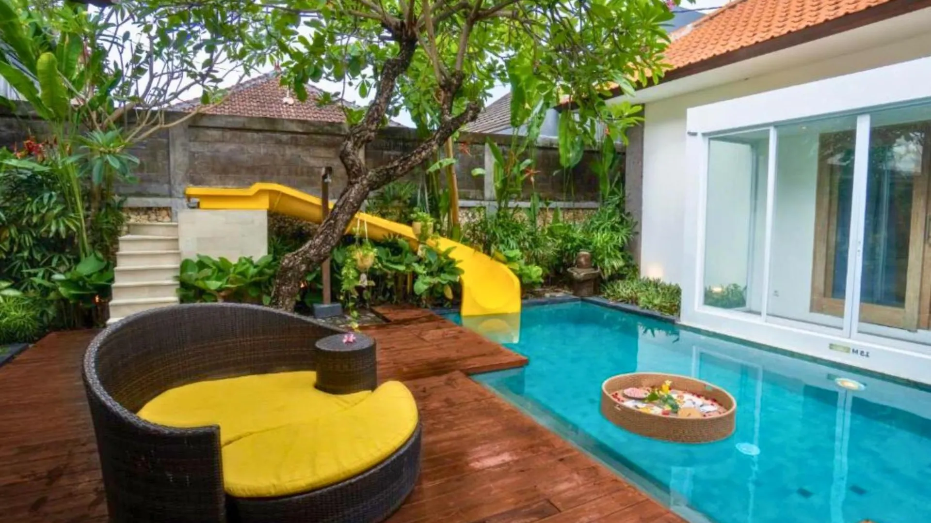 Sweet 3 Bedroom Private Pool Villa Garden View Zn116 Kerobokan 0*,  Indonesia