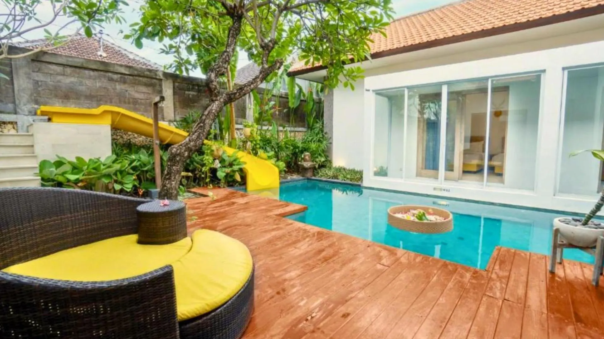 Sweet 3 Bedroom Private Pool Villa Garden View Zn116 Kerobokan Indonesia
