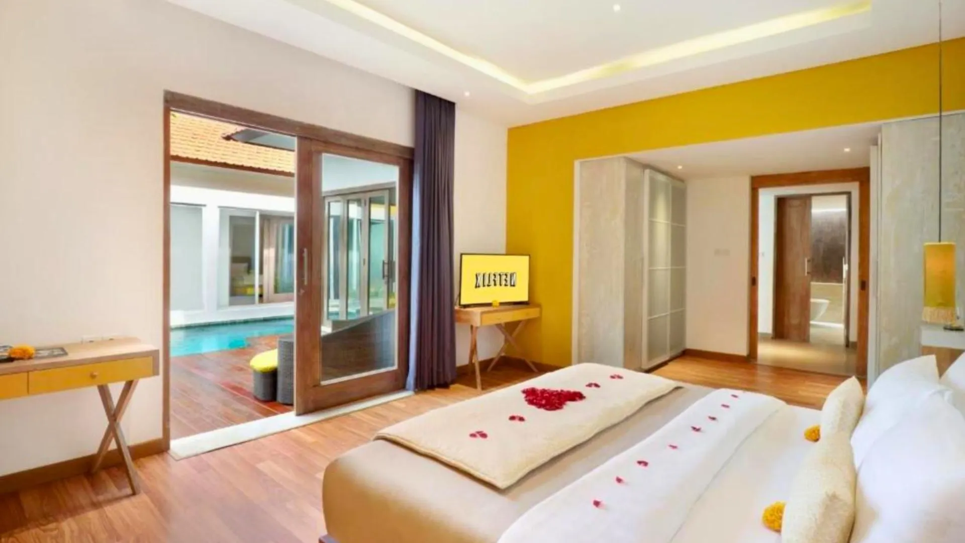 Sweet 3 Bedroom Private Pool Villa Garden View Zn116 Kerobokan  0*, Kerobokan (Bali)